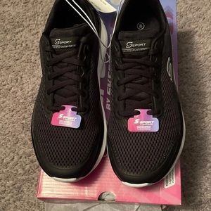 Sketchers s sport